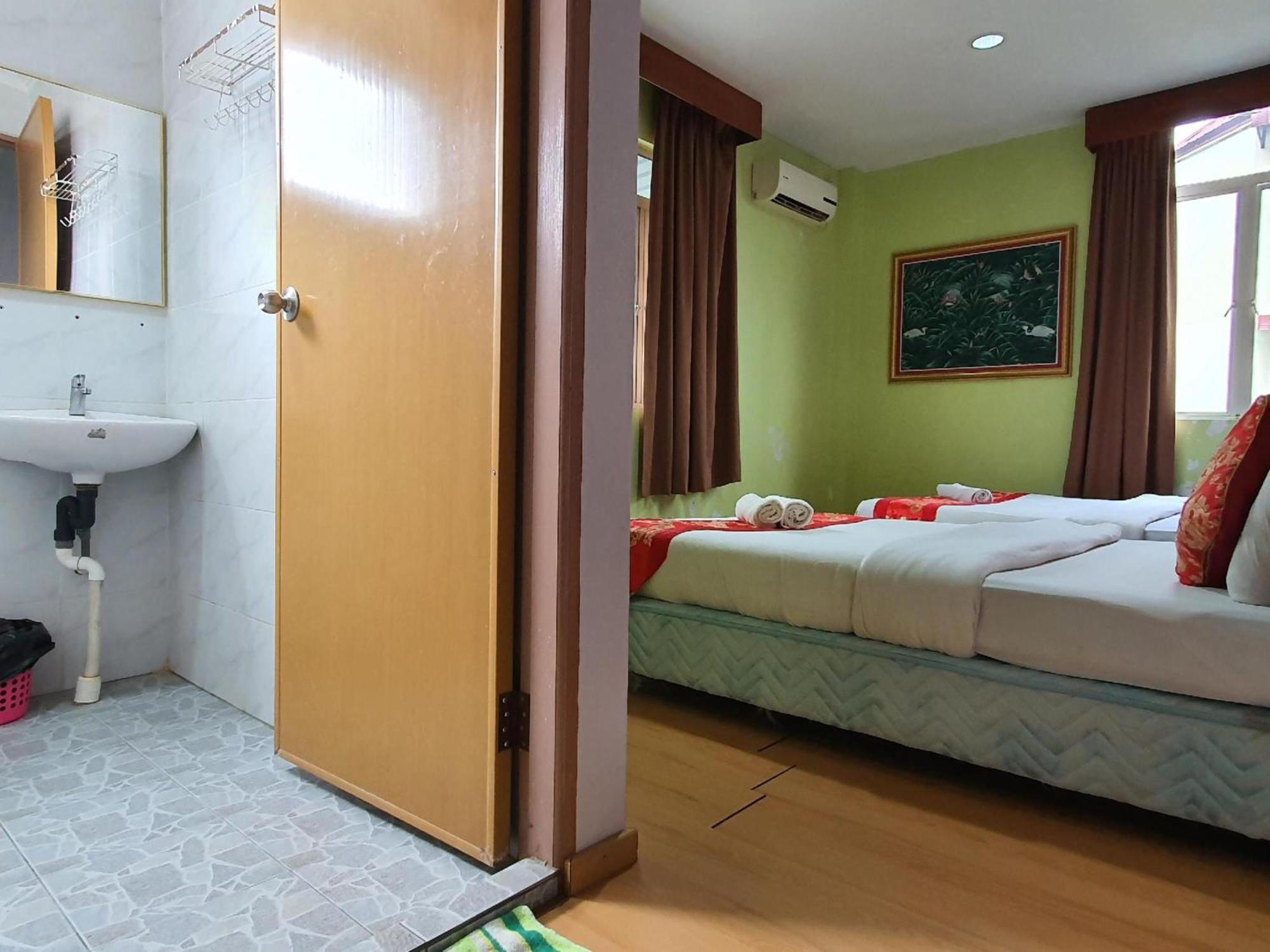 Oyo 90964 Melody 88 Inn Miri Exterior photo