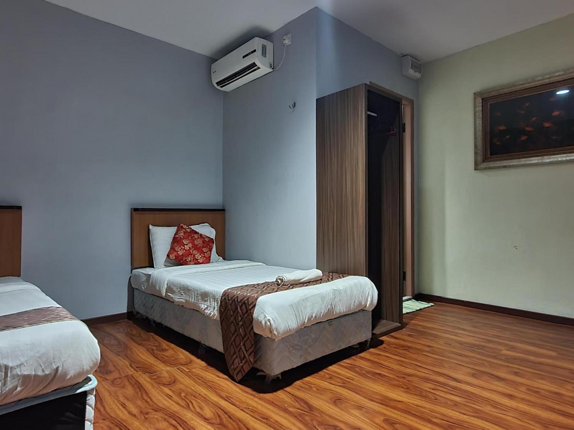 Oyo 90964 Melody 88 Inn Miri Exterior photo